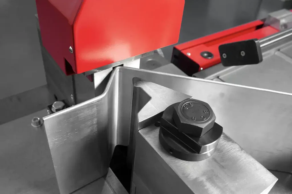 controllo automatico angolo piegatura serie cnc